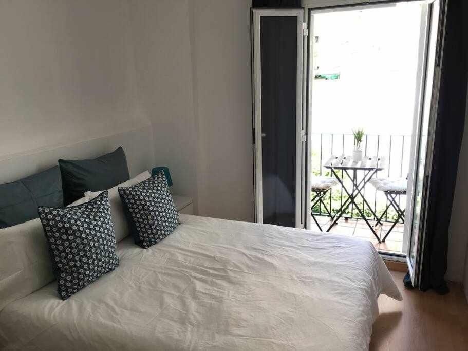 Pretty Apartament Barcellona Esterno foto